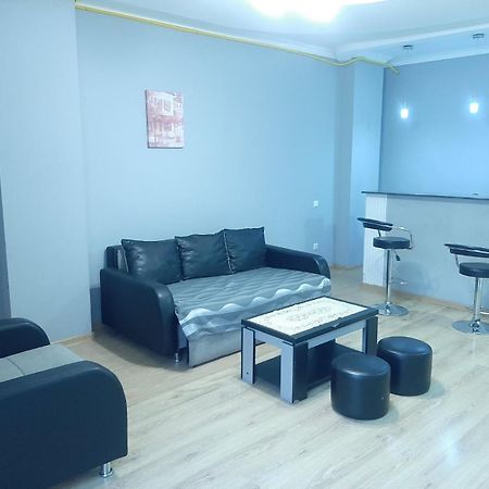 Apartment White Magnolia Batumi Exterior photo
